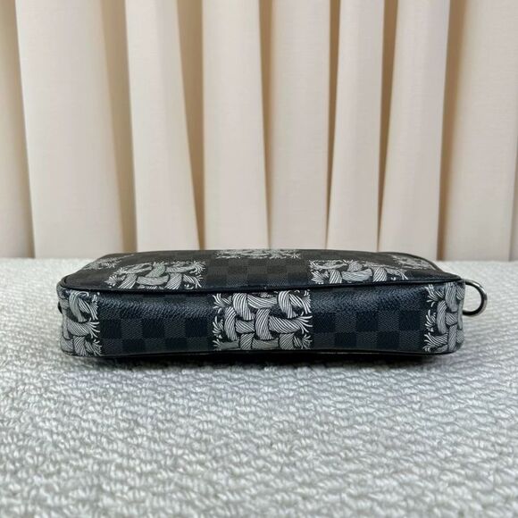 Louis Vuitton Women Pre-Loved Bag Very Good Condition - Picture 4 of 4